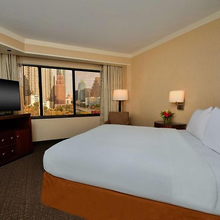 Embassy Suites By Hilton Austin Downtown South Congress Zewnętrze zdjęcie